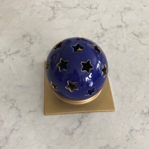 Accents - Tea light candle holder Accents - Tea light candle holder